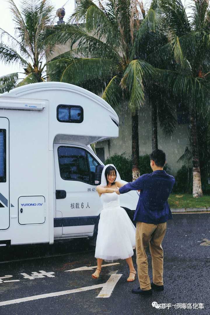 婚纱花朵外景照片图片_婚纱花图片大全大图_花朵婚纱照外景